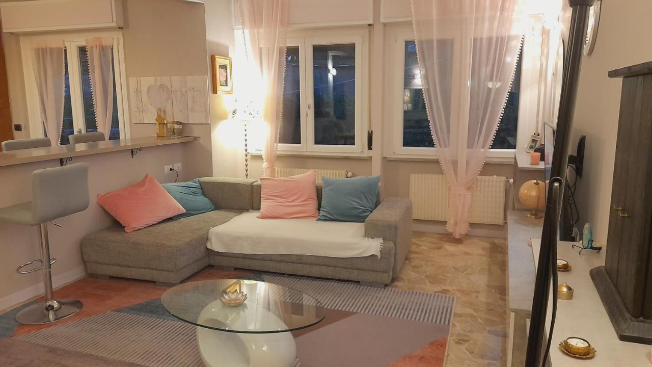 Appartamento ' Ninfea' Lt Genua Buitenkant foto
